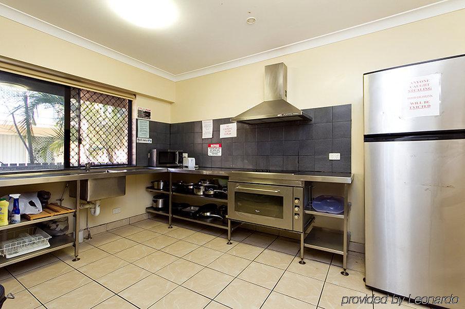 Arrival Lodge Hostel Accommodation Gold Coast Kültér fotó